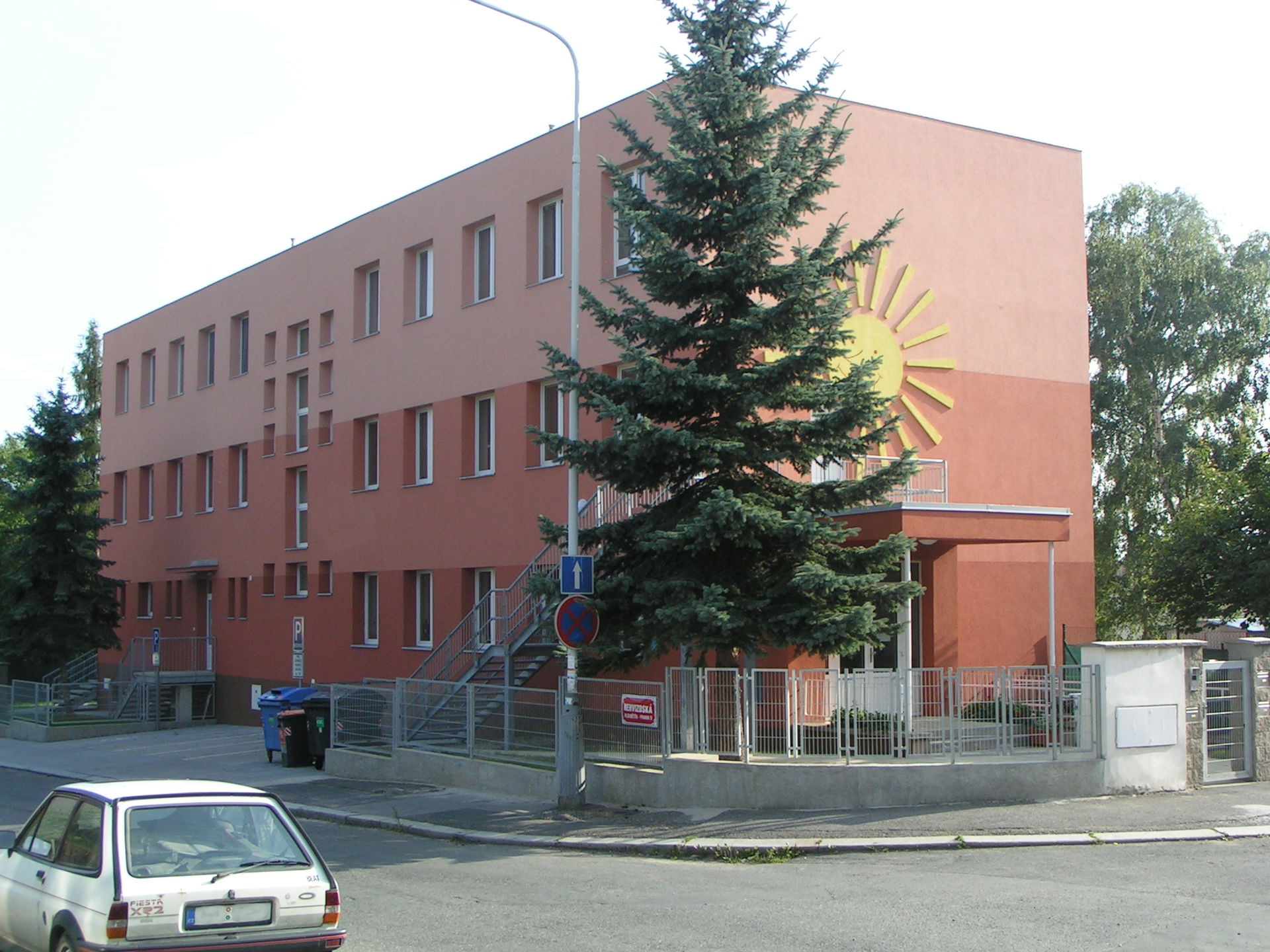 Prague, Hloubětín - KG Sadská, a front view (edited: without VR…