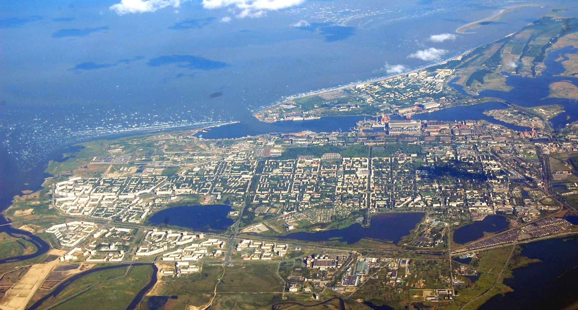 The view of Severodvinsk from about 6-7 km