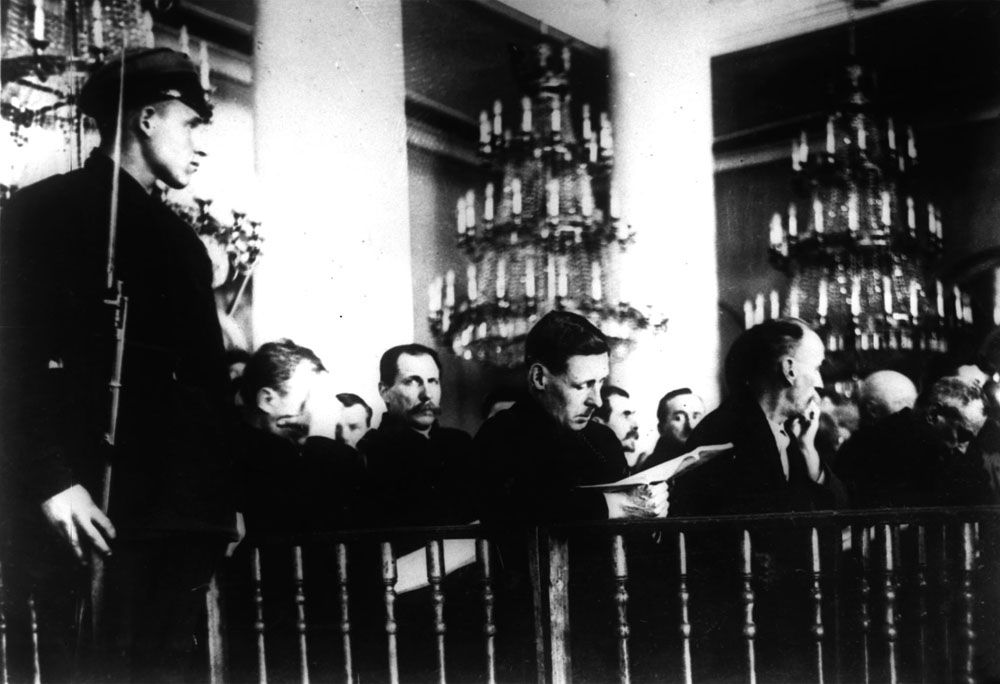 Подсудимые во время Шахтинского процесса.