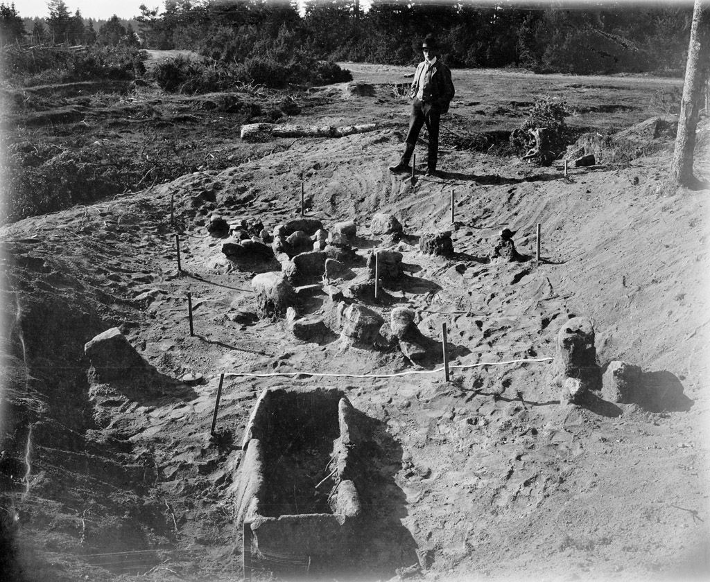 Archaeological excavation of a Stone Age settlement at Glamilde…