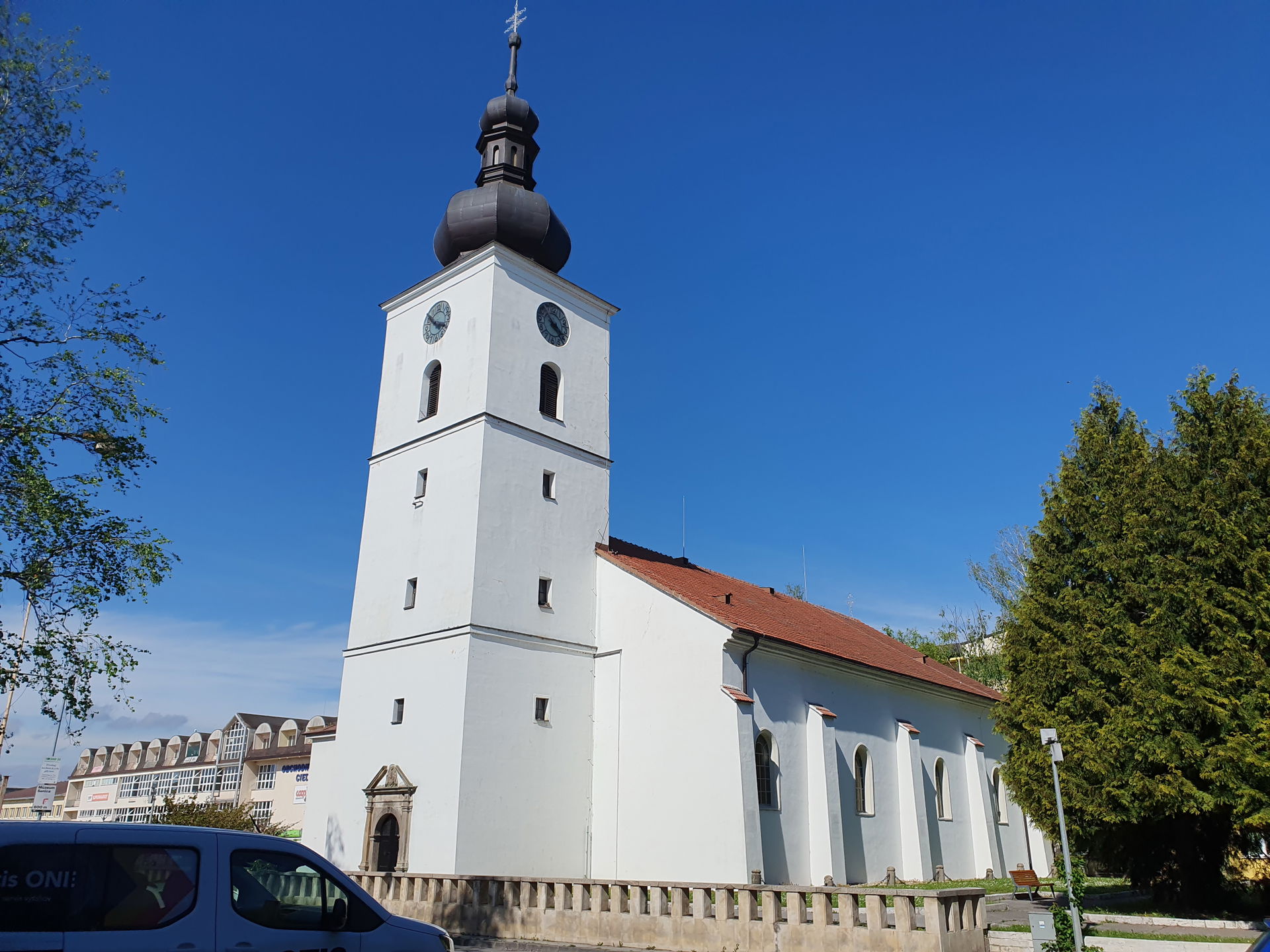 Senica - kostol Navštívenia Panny Márie
