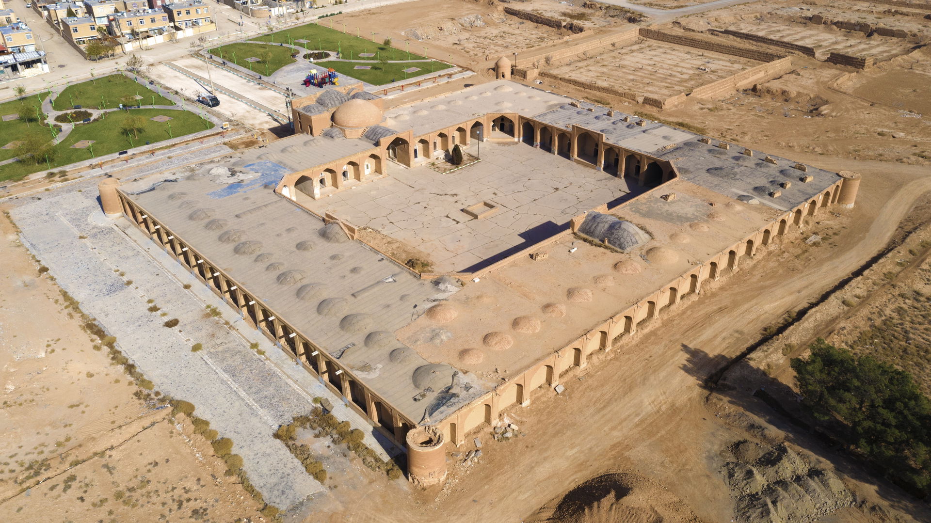 Abbasi Caravanserai Gaz