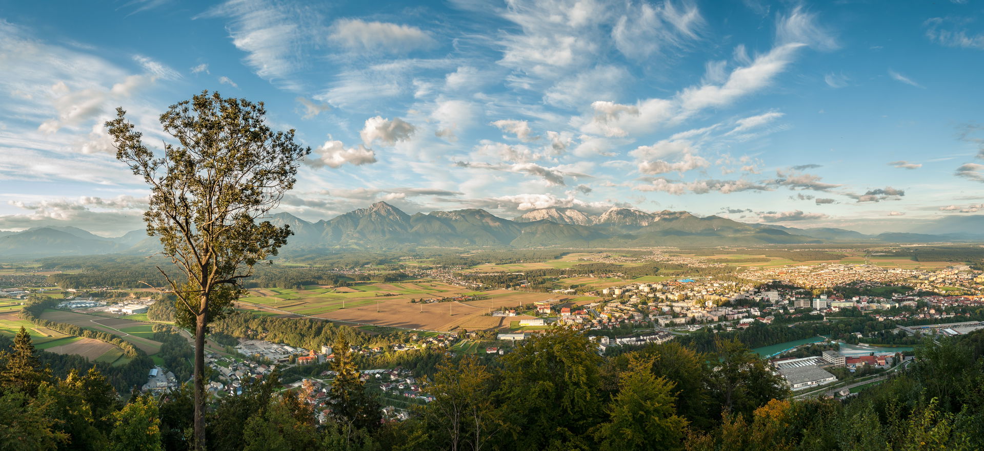 Panoramic view of Kranj and Kamnik-Savinja alps from Šmarjetna …