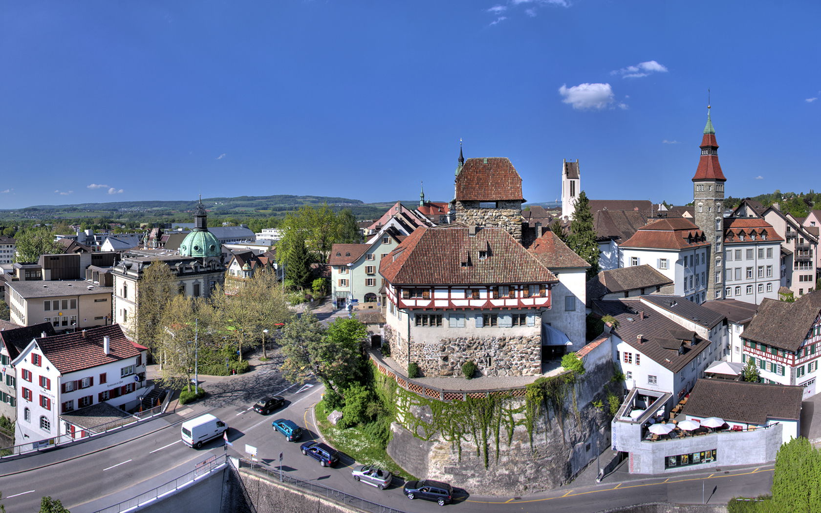Castle and town hall (to the right) of Frauenfeld. To the left:…