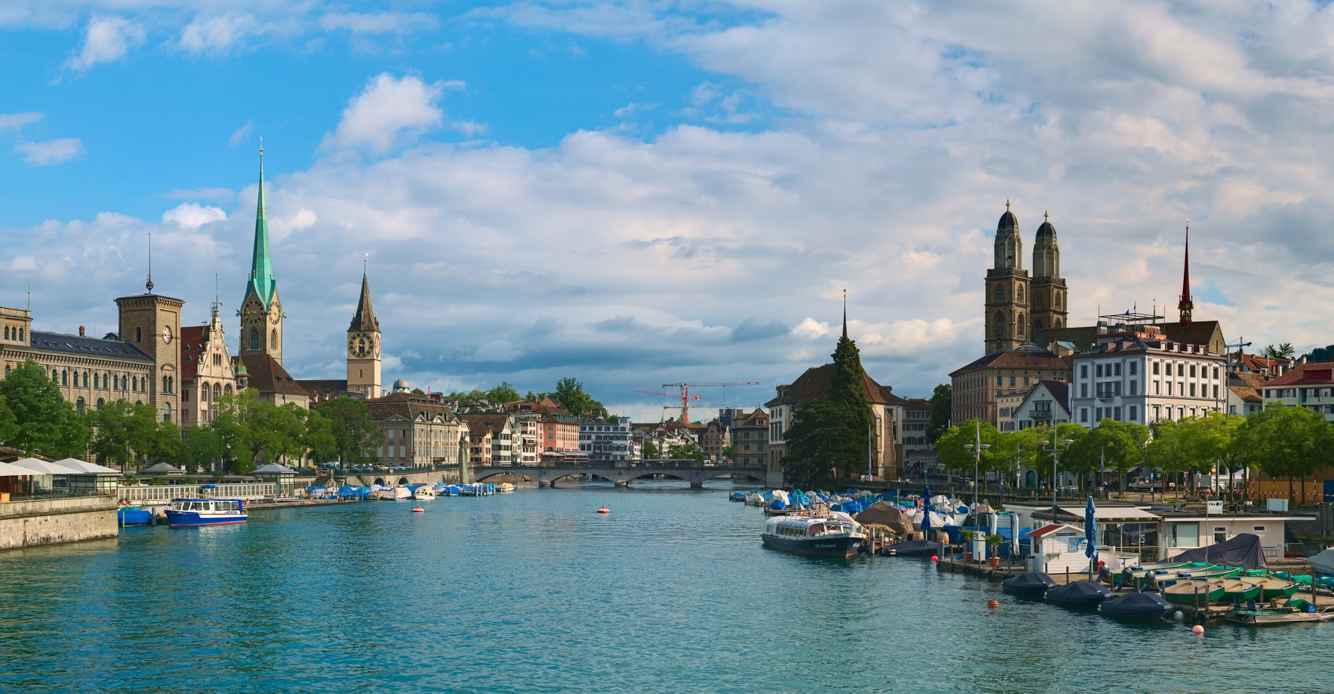 High-resolution view of Zurich from the Quaibrücke, downstream …
