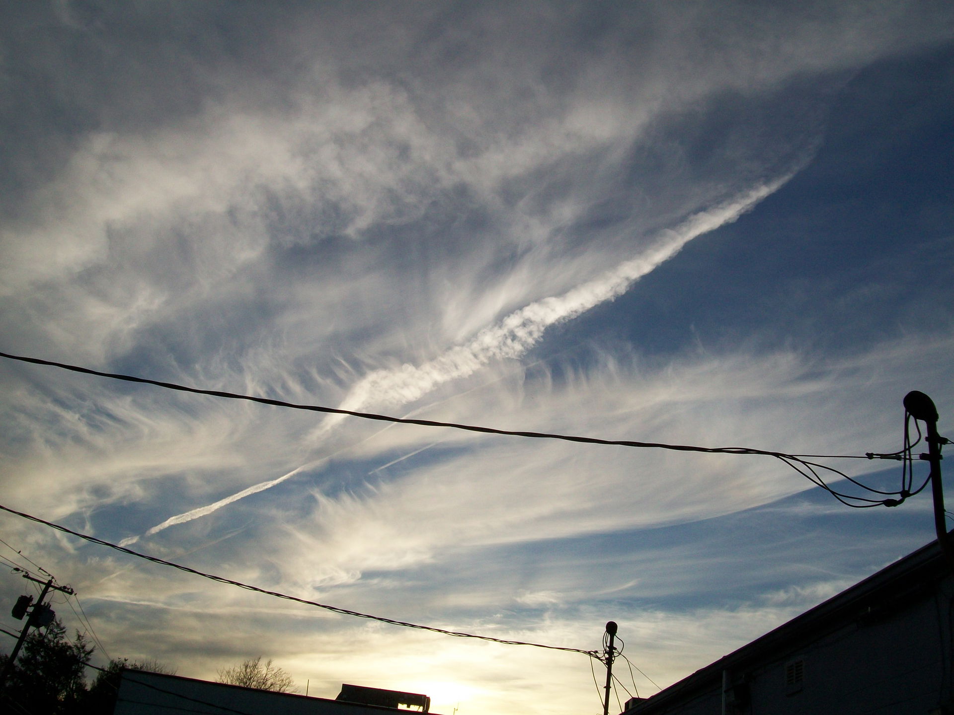 contrails March 16th 2011 Commack, NY