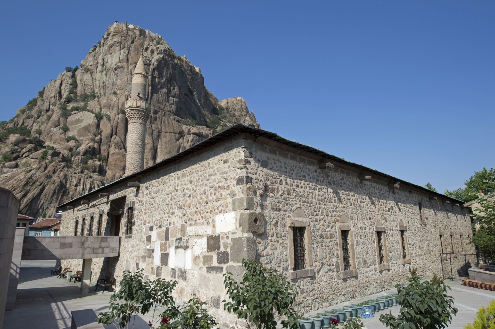 The picture shows the kale (fortress) on its hill in the back o…