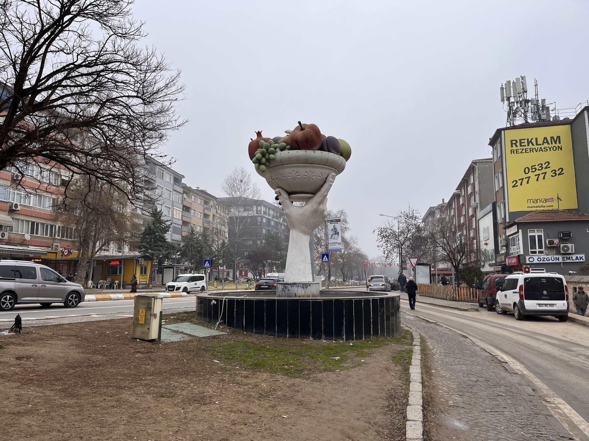 Edirne merkez, Meyve Heykeli