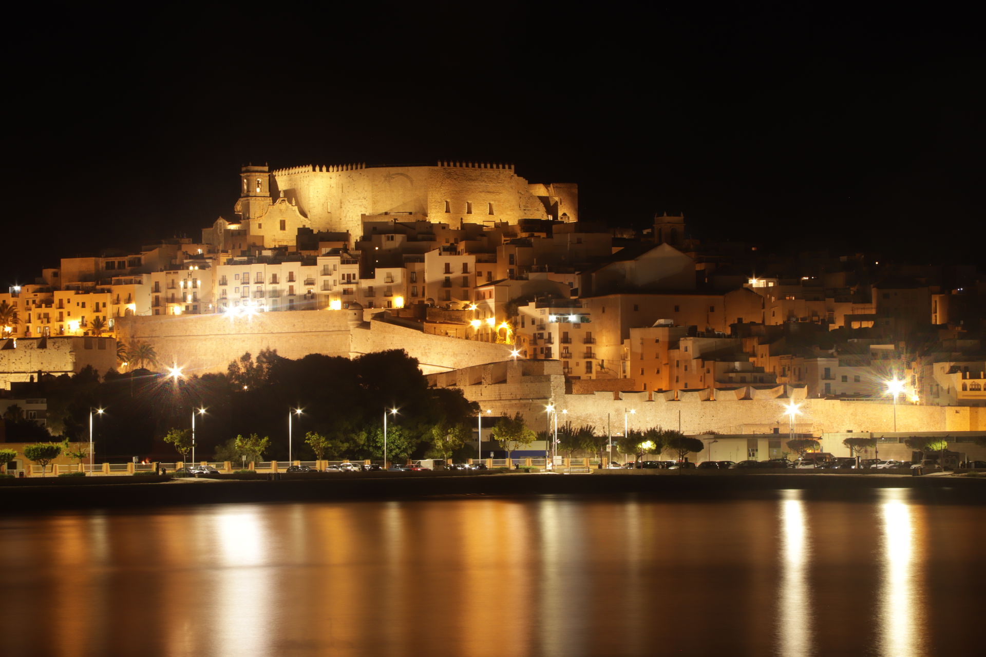 Overview of Peñíscola castle in Peñíscola, Bajo Maestrazgo Coma…