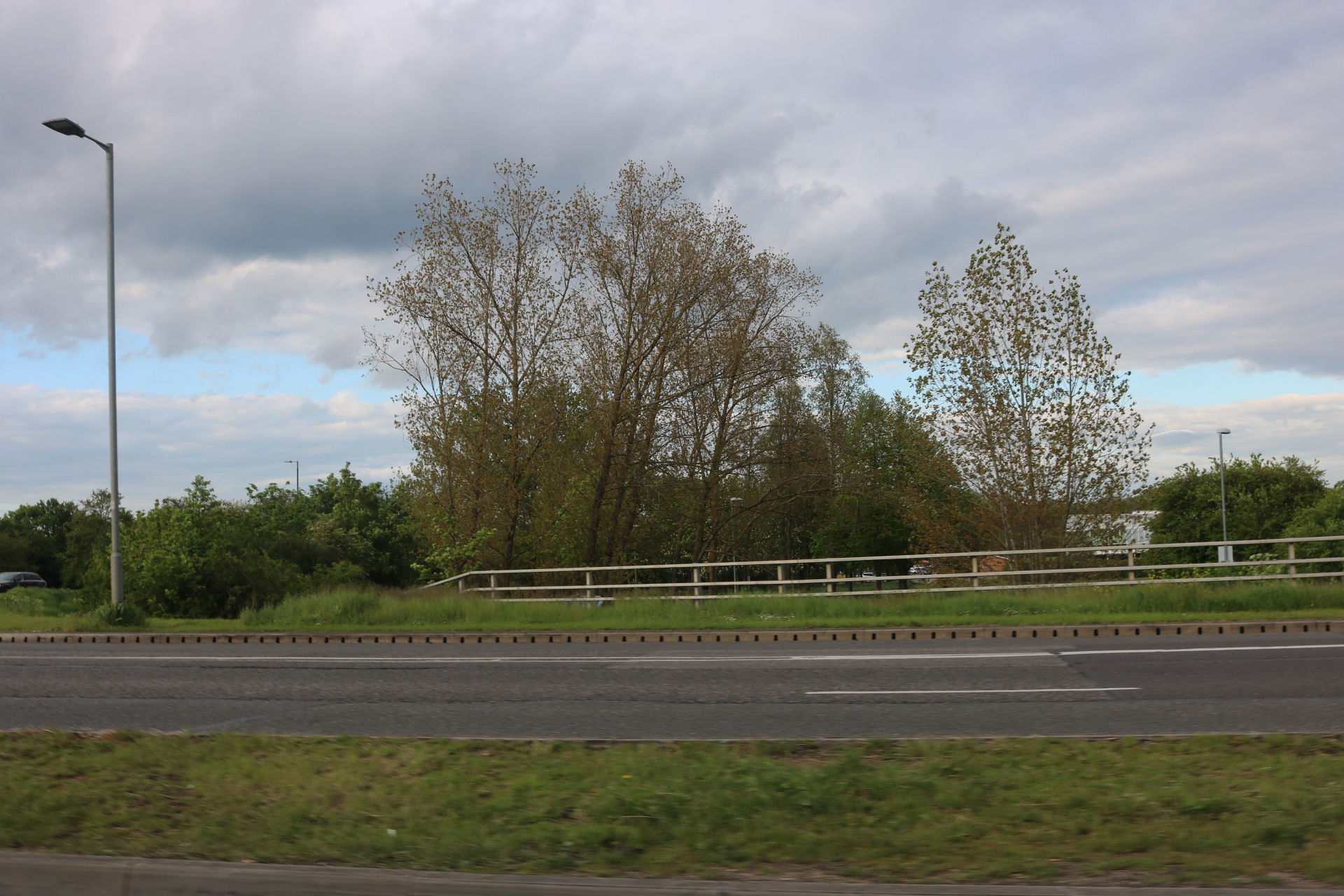 Upper Mayne, Basildon