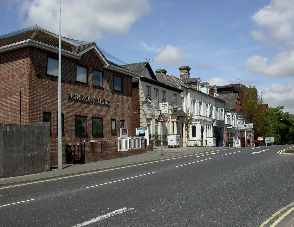 Eastleigh, club &amp; institute