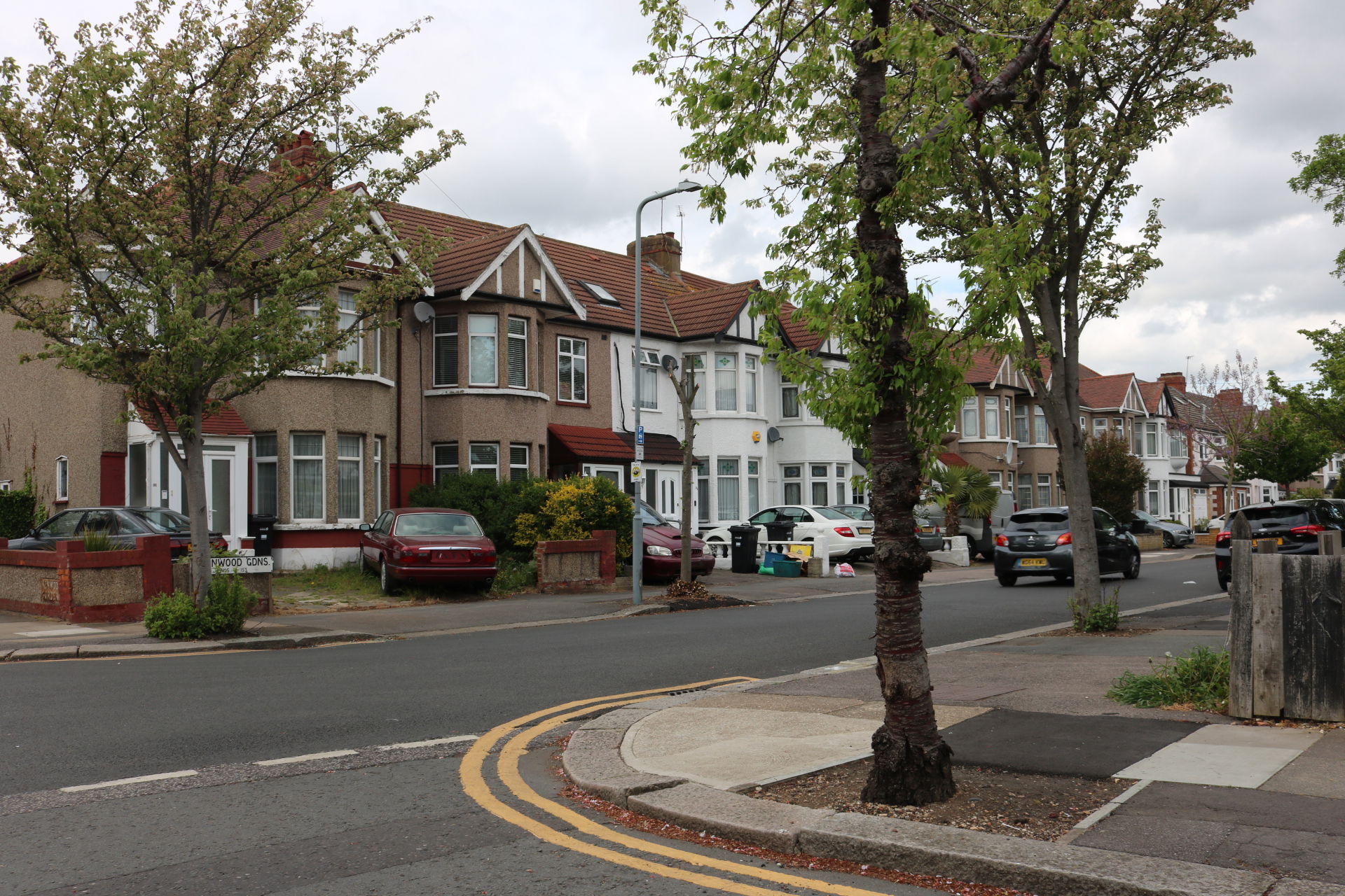 Glenwood Gardens, Barkingside