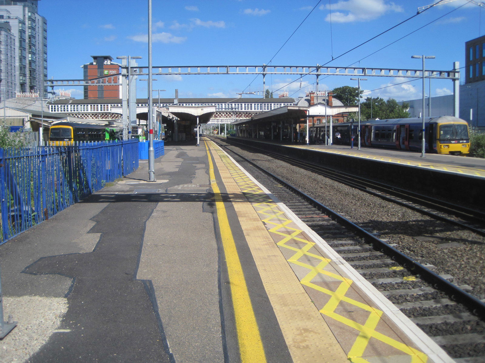 Slough railway station, Berkshire