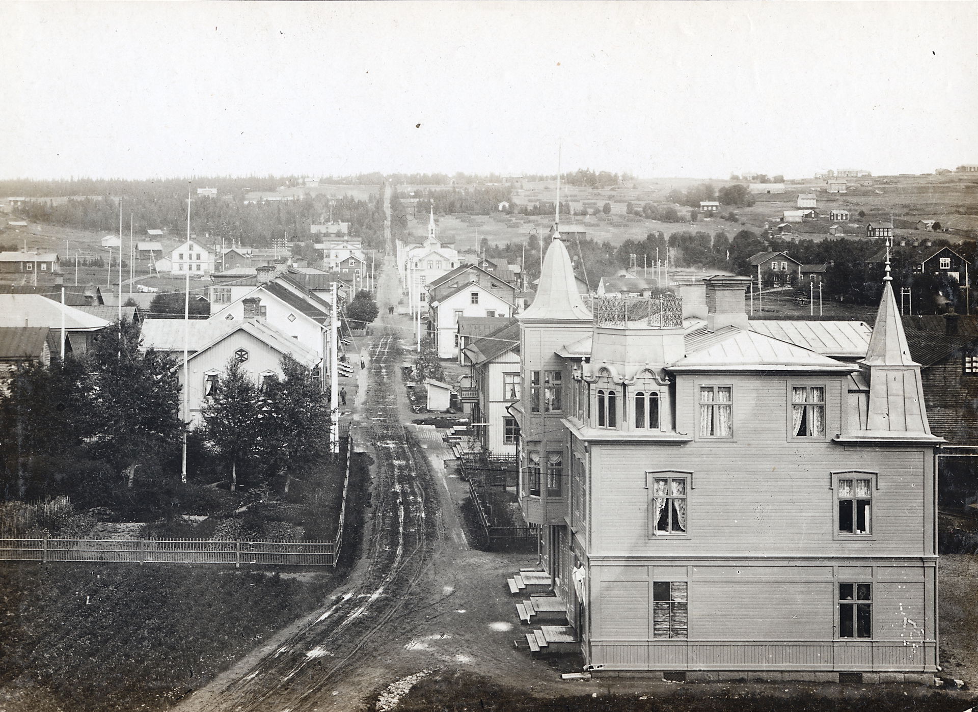 Vy över Strömsund mot Storgatan sett från kyrktornet.