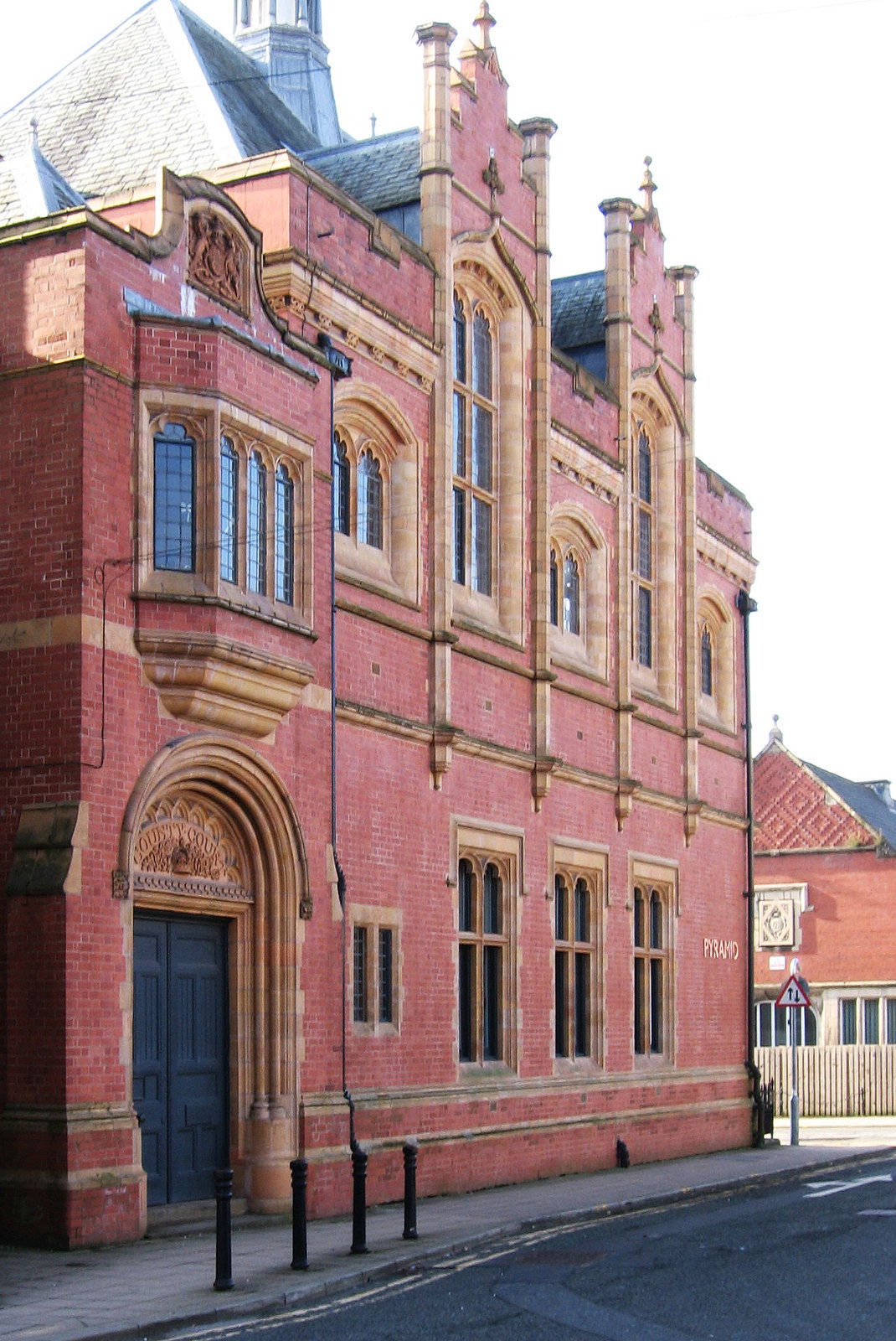 Warrington - former county court on Hanover Street