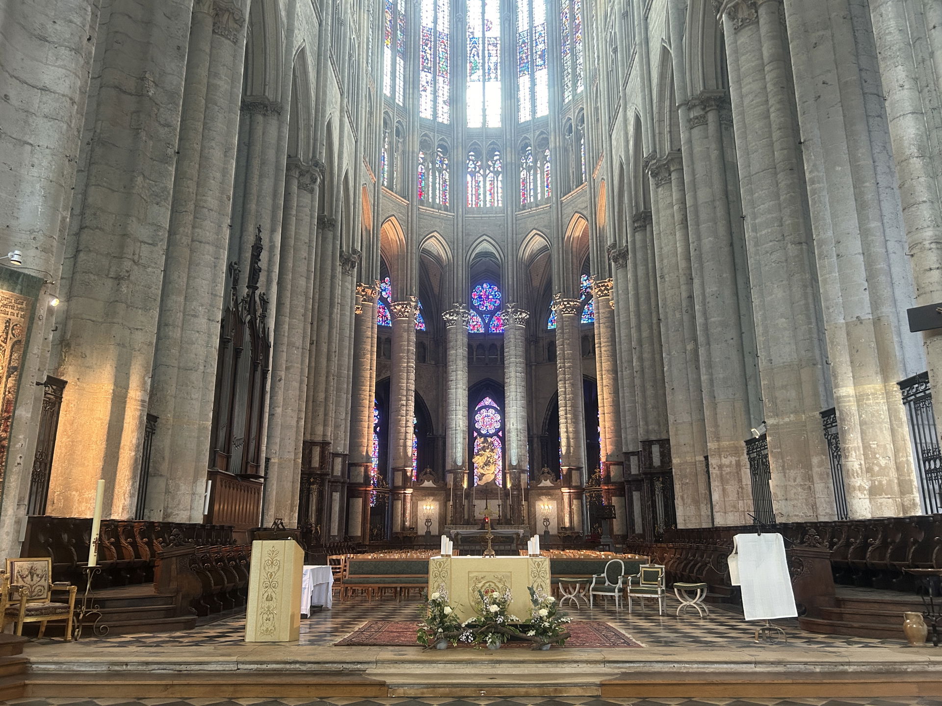 Beauvais‎