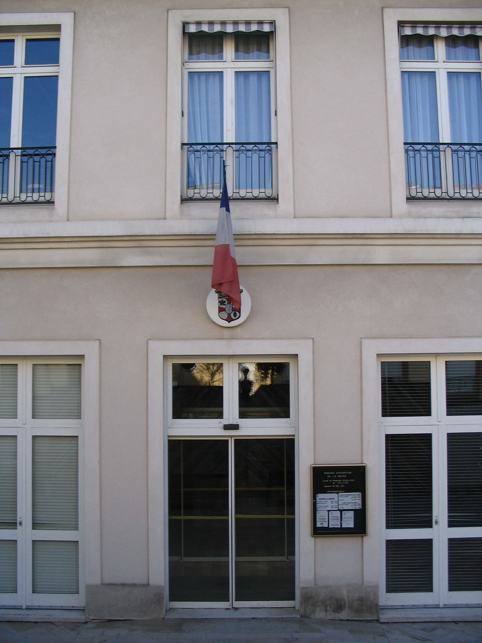 The entrance of the town hall of Garches, Hauts-de-Seine, Franc…