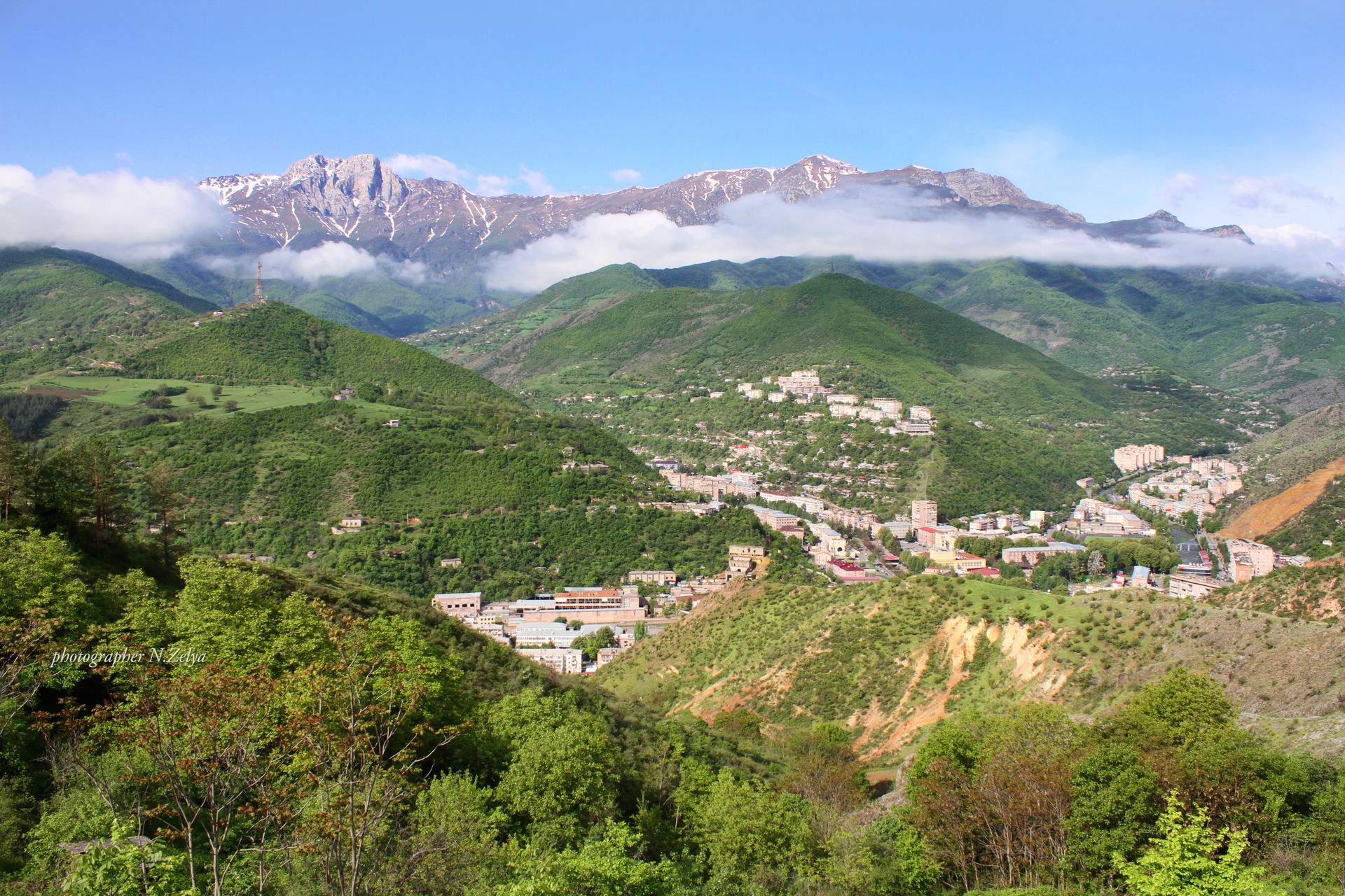 Խուստուփ լեռ