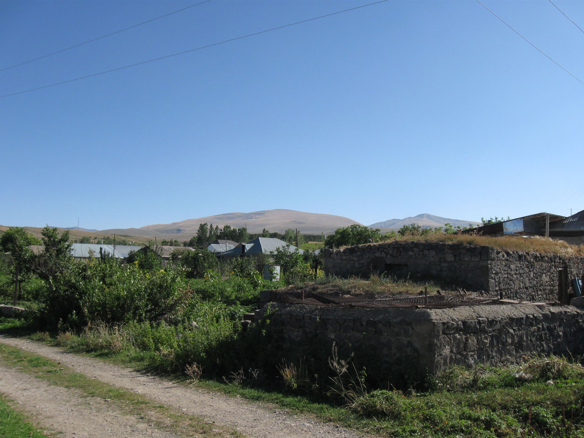 Vardenik village