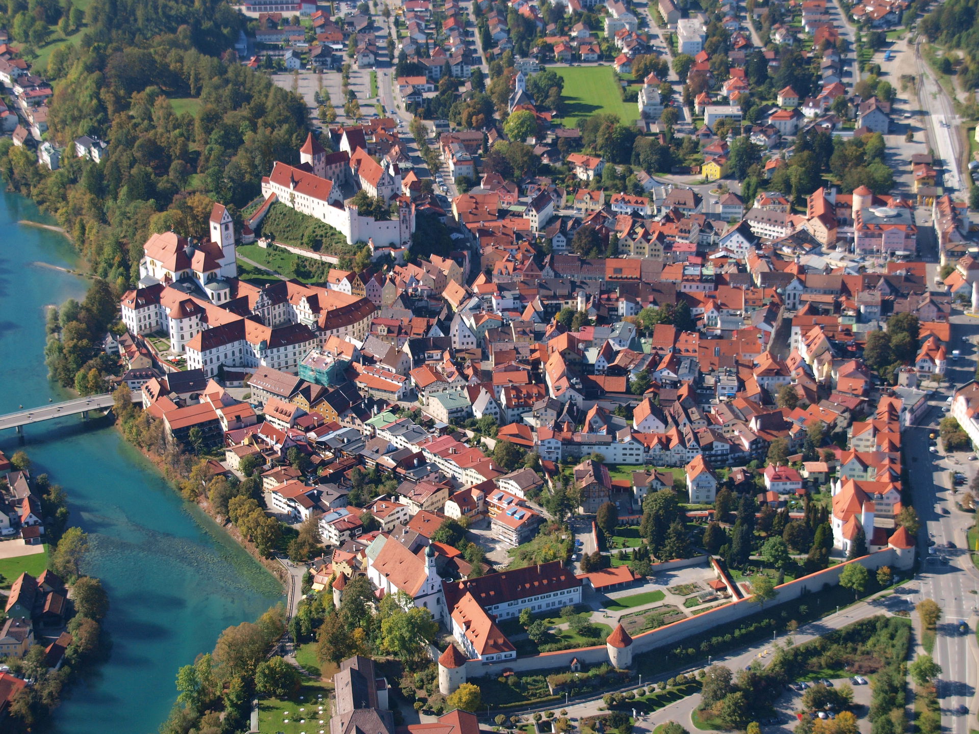Luftaufnahme von Füssen aus östlicher Richtung