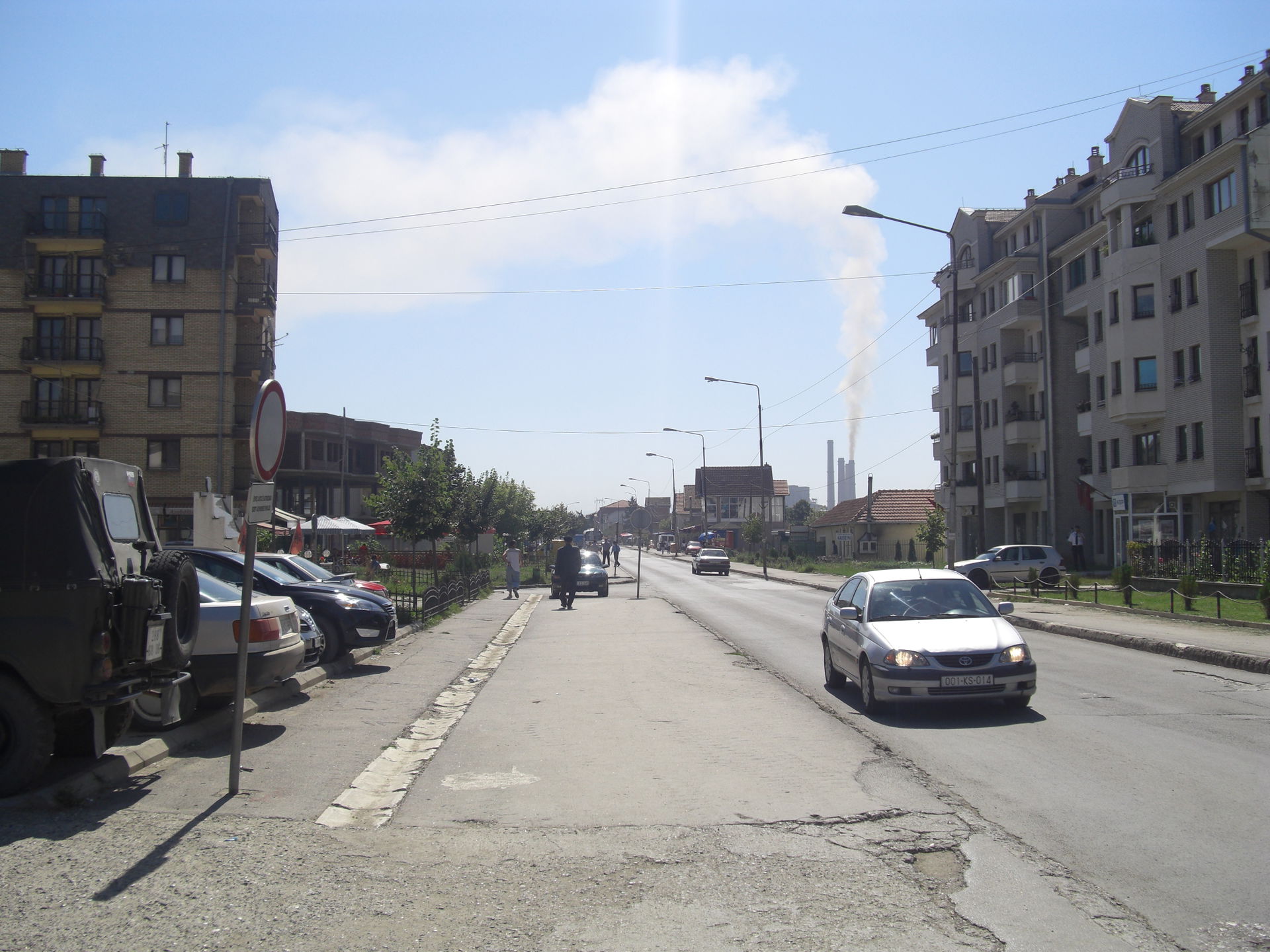 Main street in Kastriot/Obilic looking towards Kosovo A