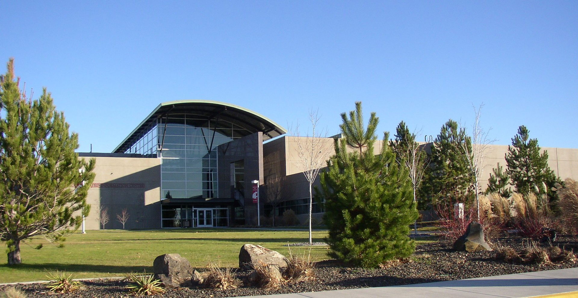 Photos of Richland, Washington taken on a lovely 50°F Sunday, J…