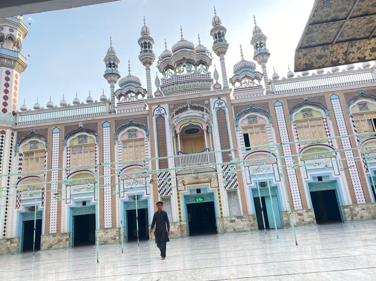 This is photo of Jamia Masjid Ghausia Rizvia located at Kachehr…