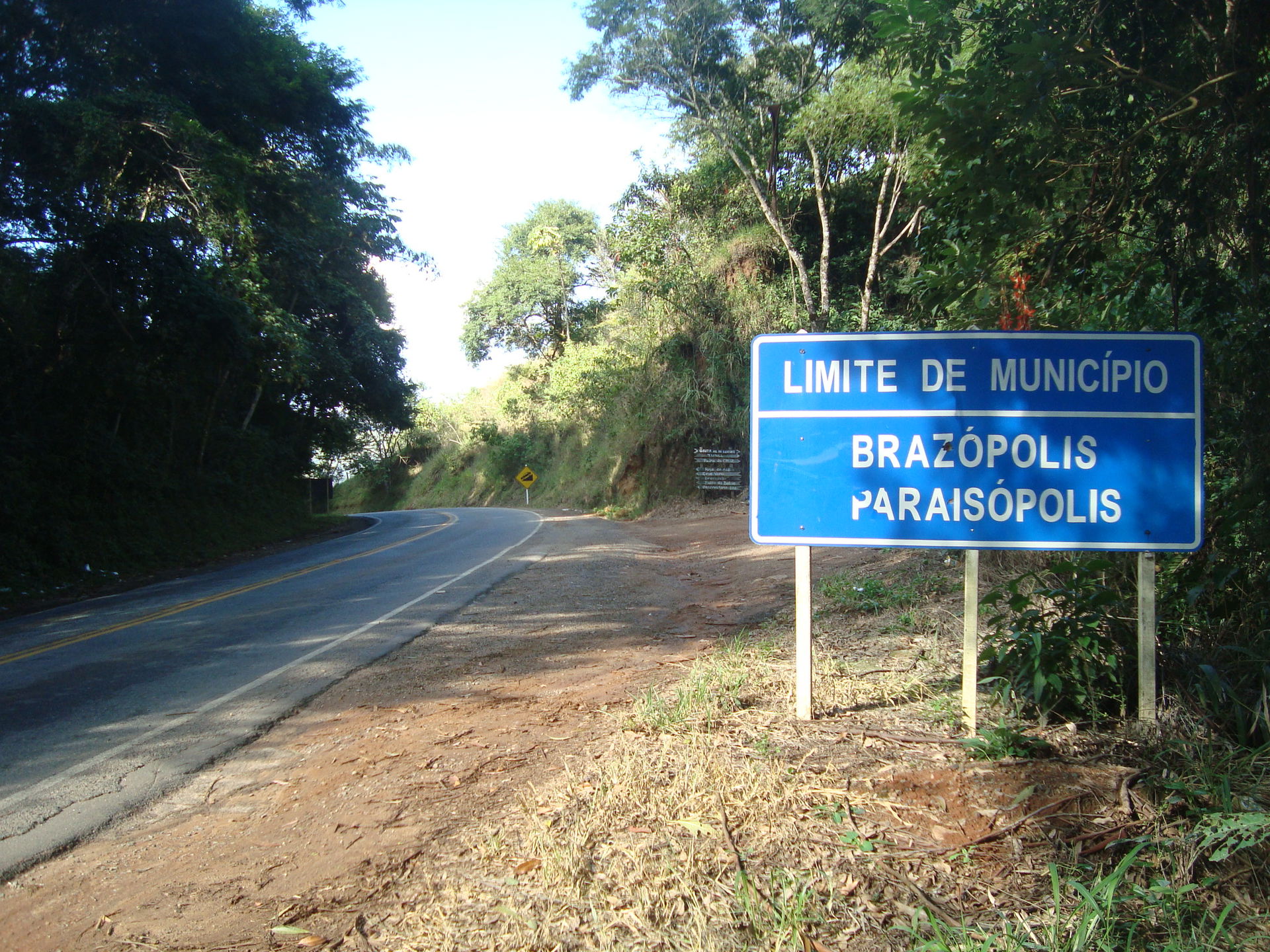 Road MG-295 at Brasópolis-Paraisópolis border in Minas Gerais, …
