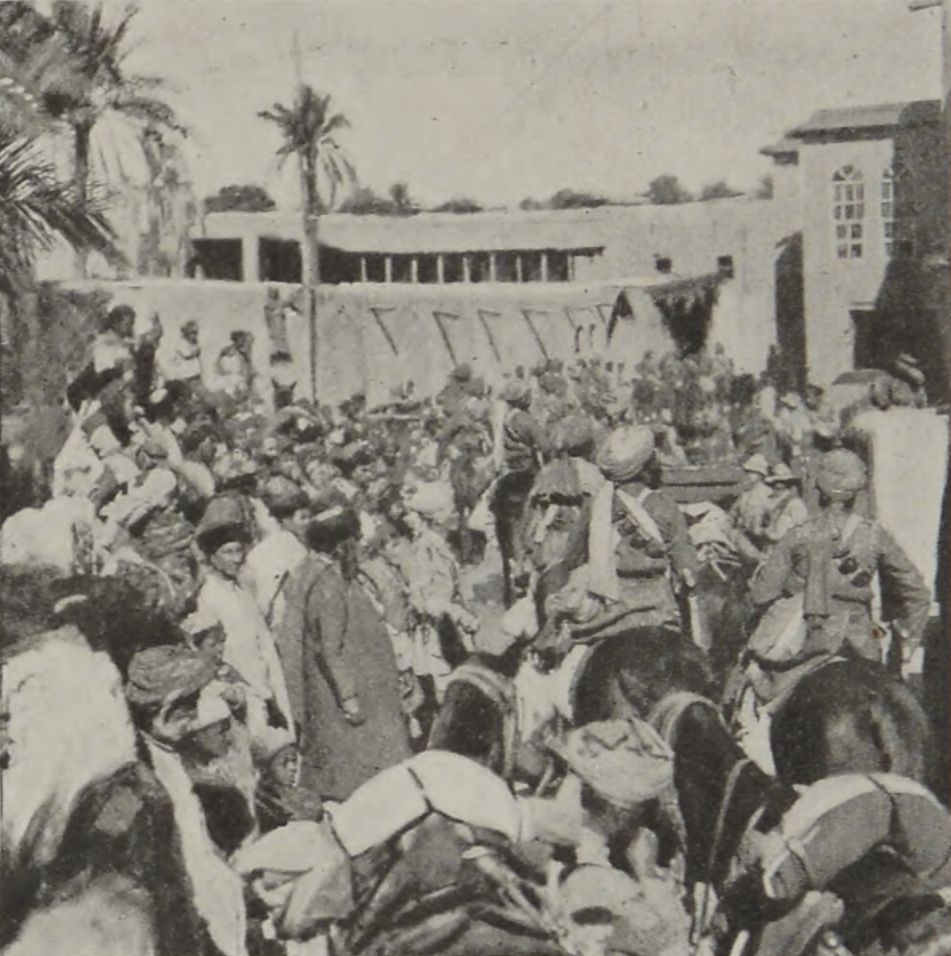 Crowds of Kurds watching the entry of Indian troops of General …