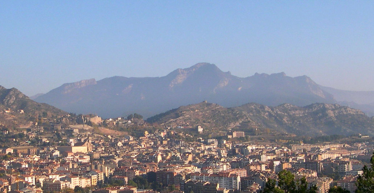 Berga city and Catllaràs mountains (Berguedà, Catalonia) Map
