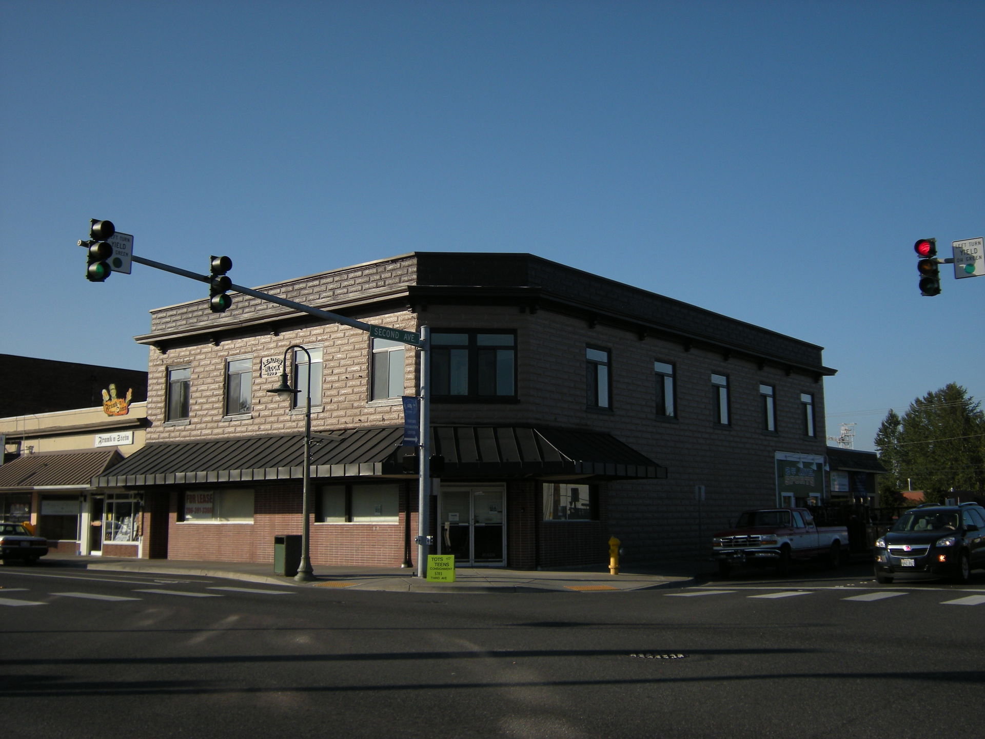 Leader Block (built 1909), corner of Second Ave &amp; Main Stre…