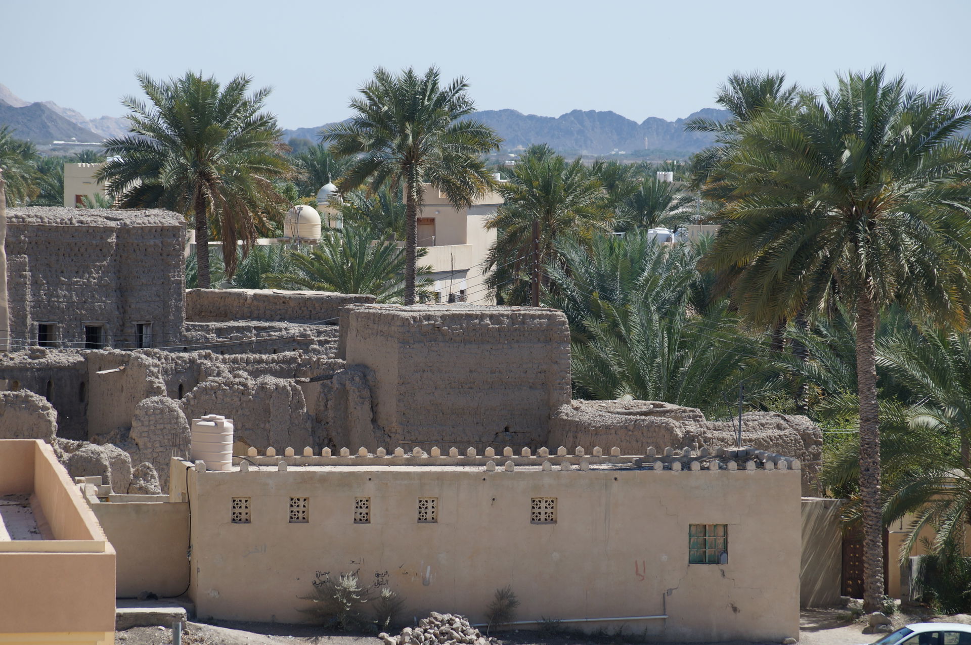 Bahla – old houses around the castle