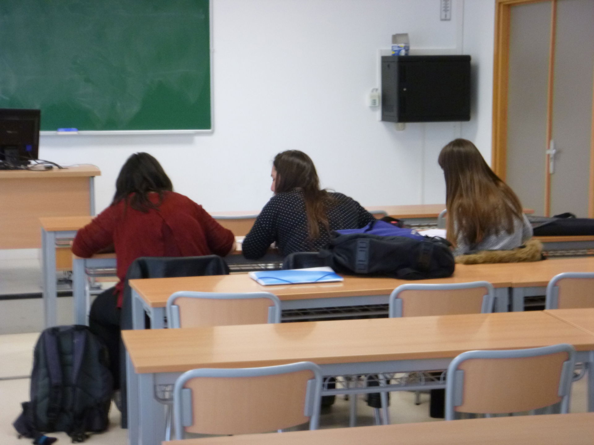 Nerea Dorronsoro, Leire Erasun eta beste batzuk