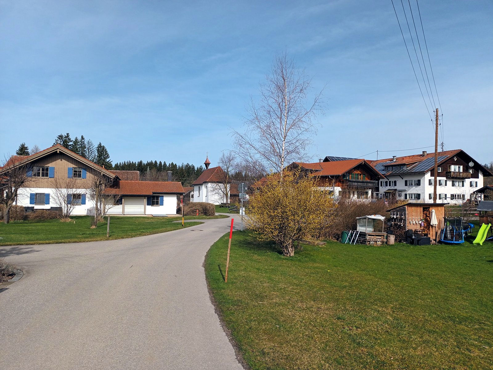 Ortsmitte des Dorfes Lachen in der Gemeinde Nesselwang