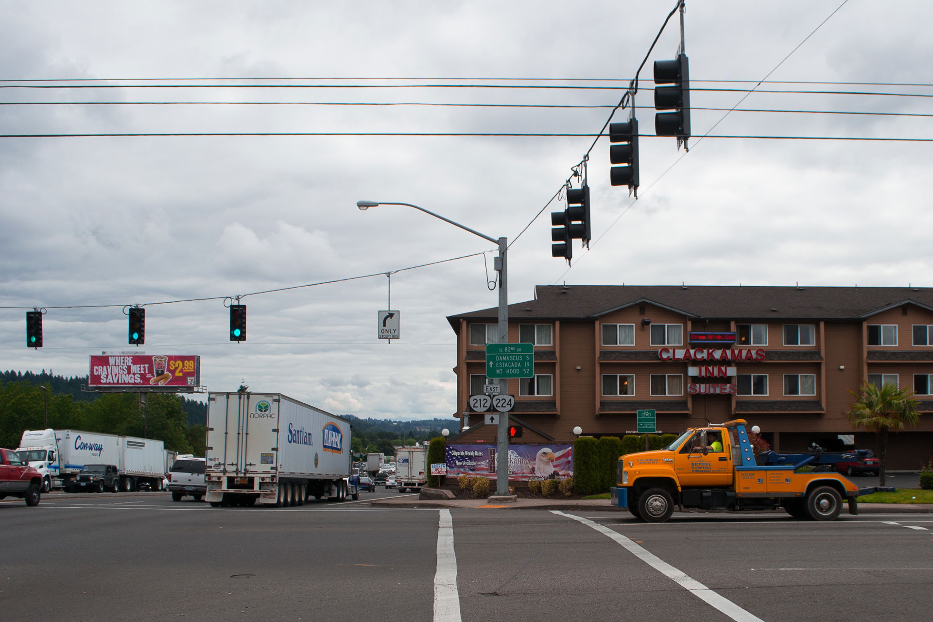 Oregon Route 212/224 and SE 82nd Drive in Clackamas, Oregon