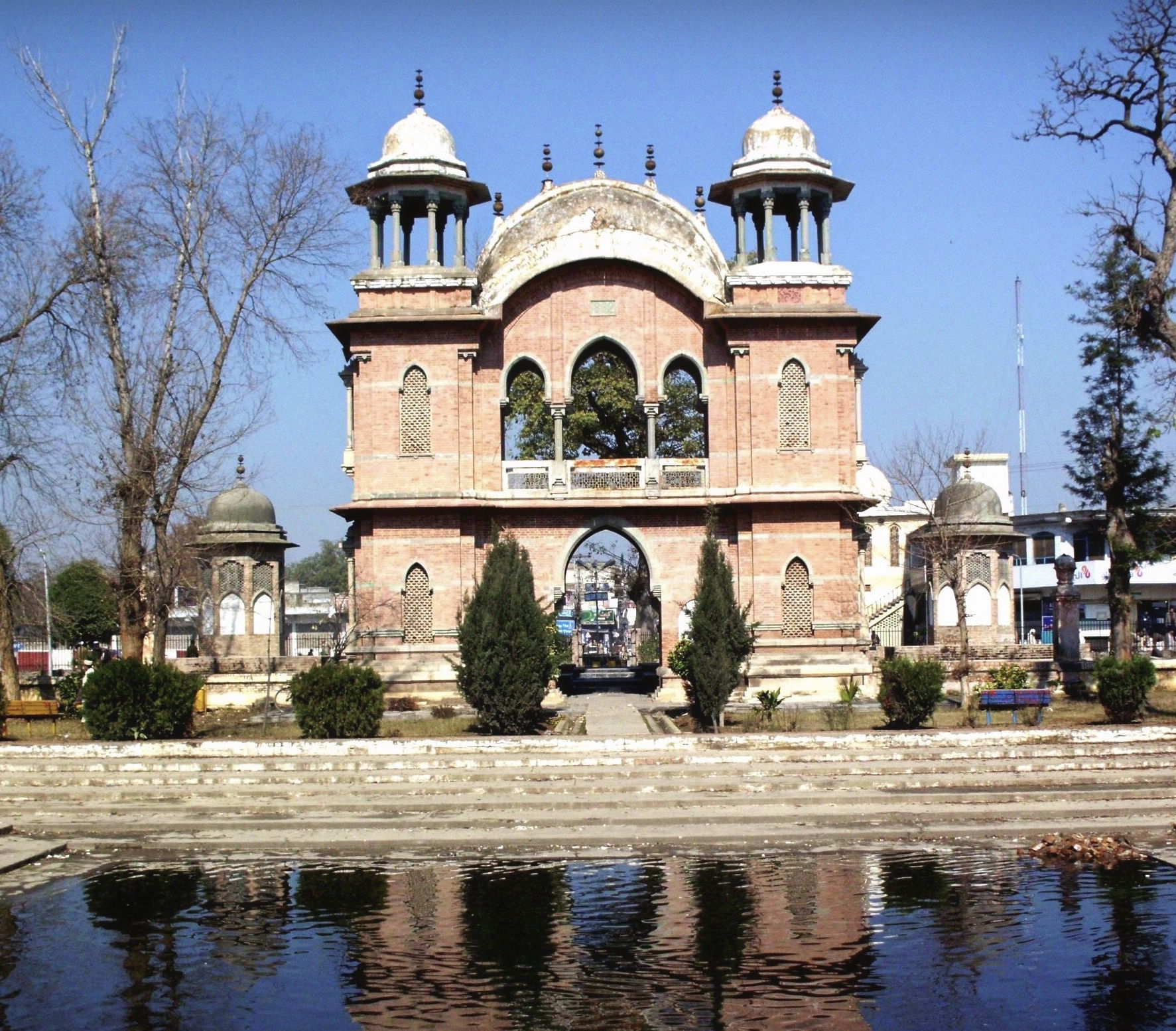 Guides Memorial at Mardan Cantt
Picture uploaded by Adil Shah …