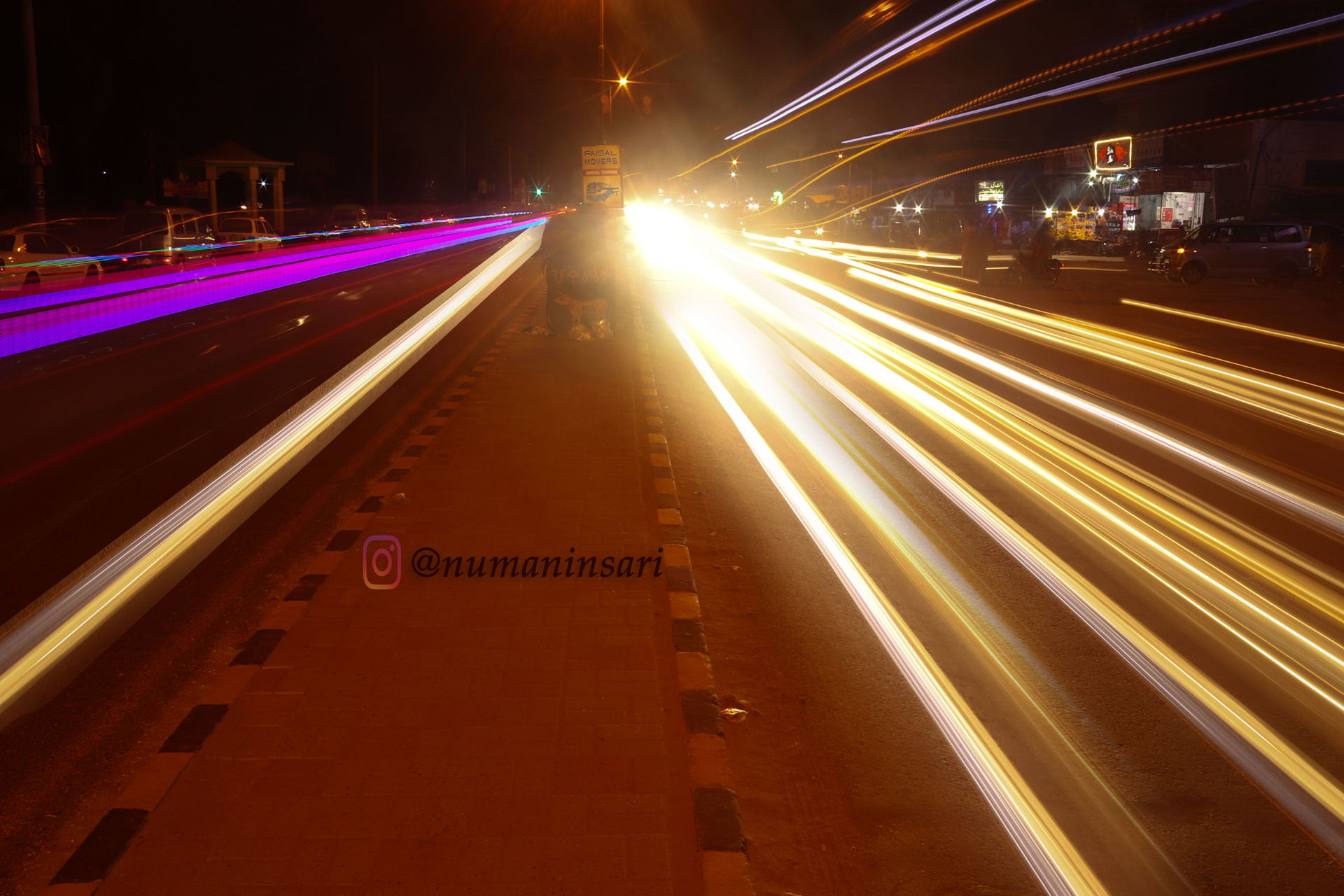 Sahiwal GT road
Night Time Photoshot
Slow Shutter Speed