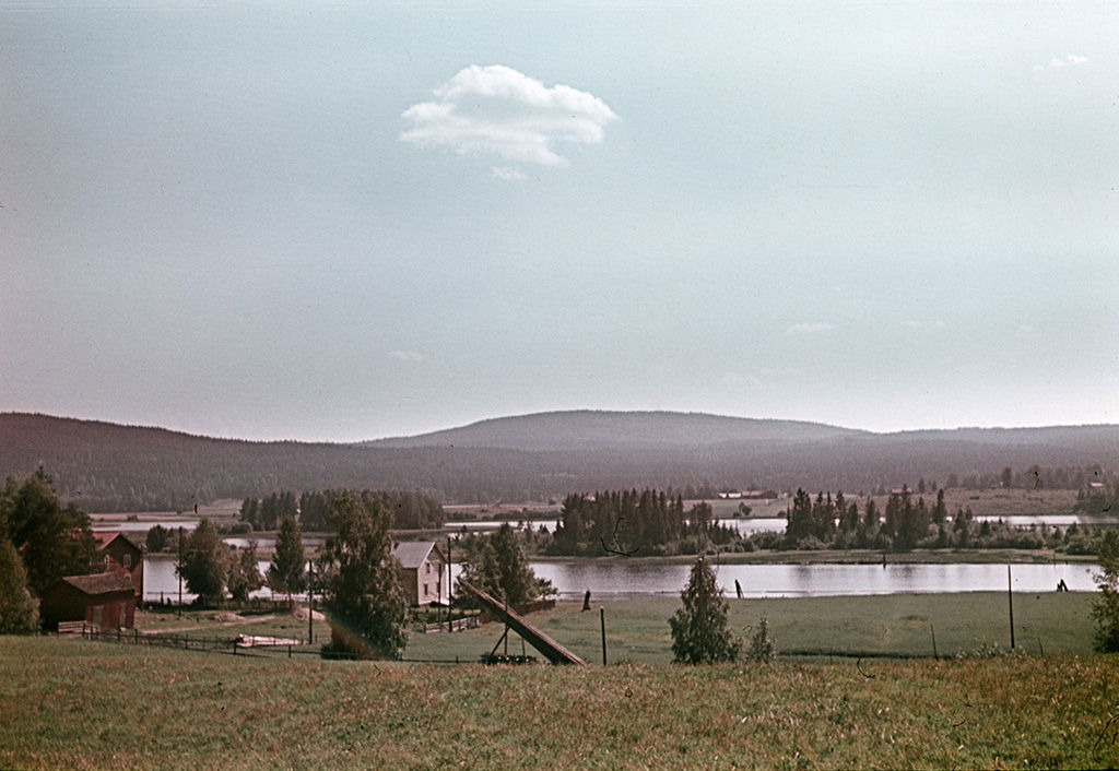 Outskirts of Sollefteå town, by Ångermanälven river.
Utkanten …