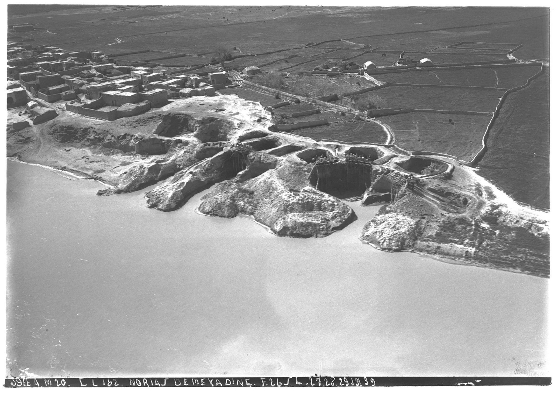 Syrie, gouvernorat de Deir ez-Zor, District de Mayadin, norias …