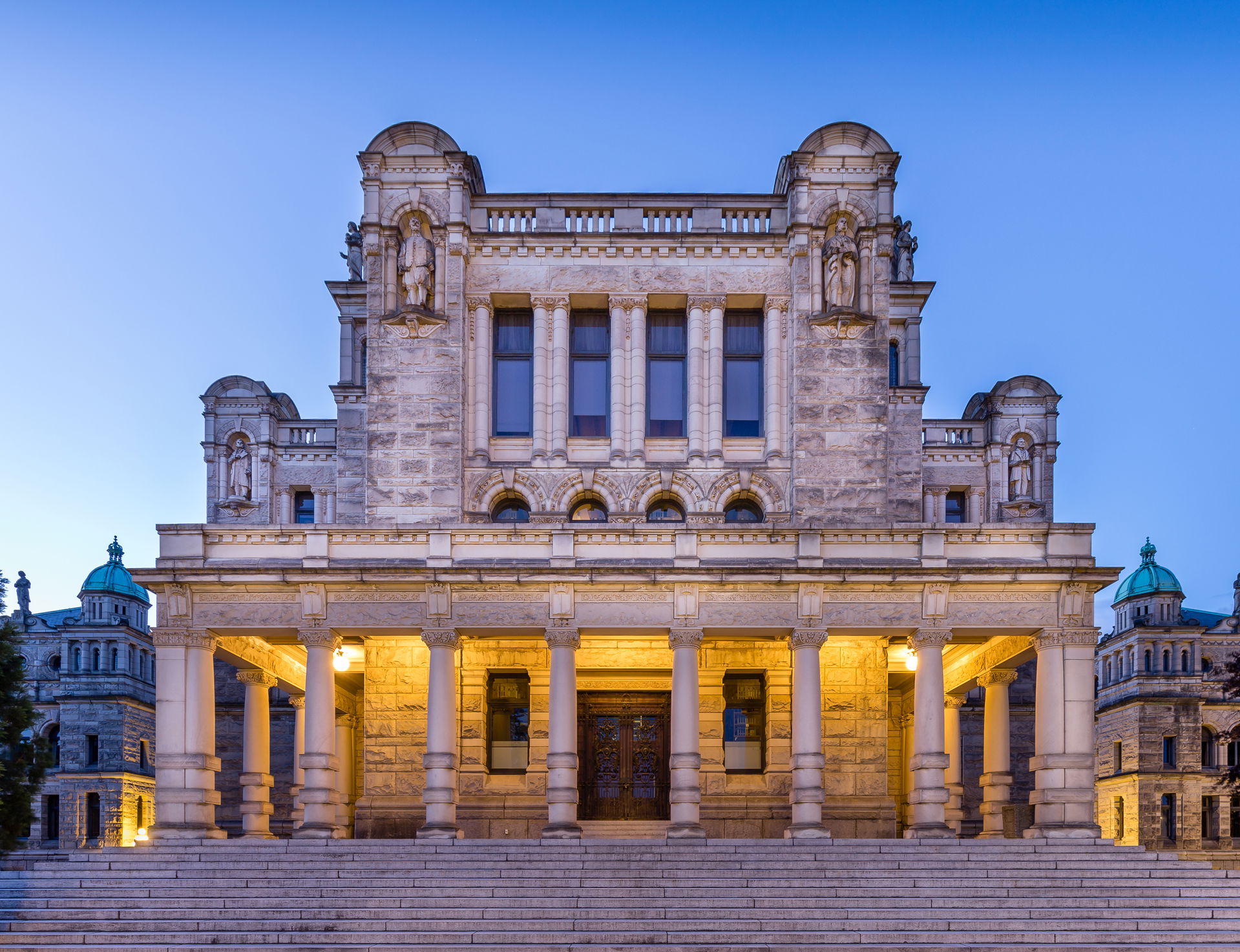 British Columbia Parliament Building, Victoria, British Columbi…