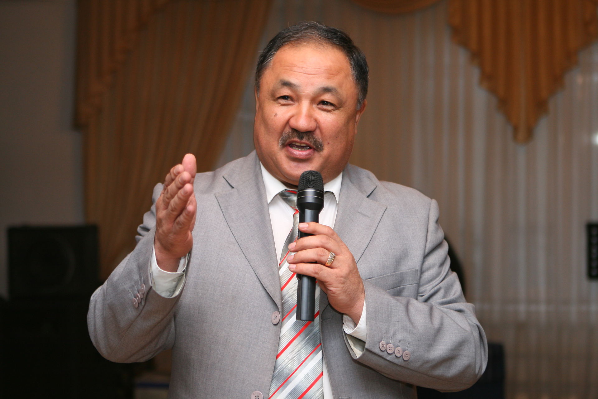 Prof., Dr. Bektemir Jumabaev (1960-2014), a prominent Kyrgyz hi…