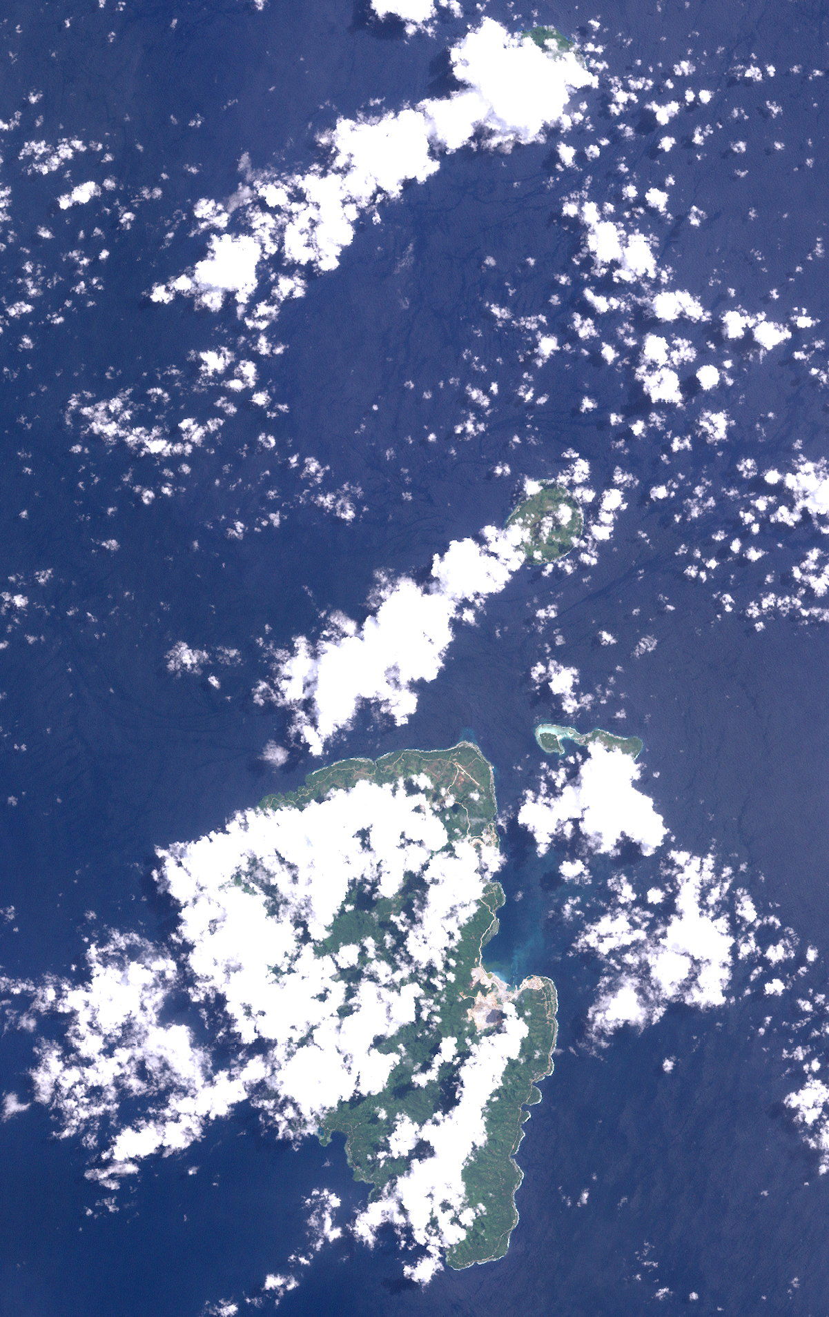 This (Landsat 7) image shows the Lihir Group from Mahur island …