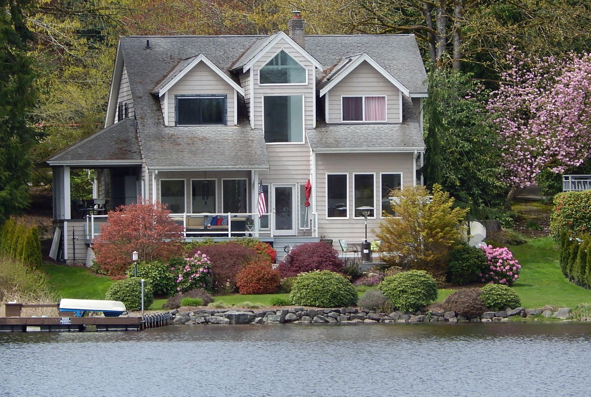 Lakeside home at Five Mile Lake Park, Auburn, WA