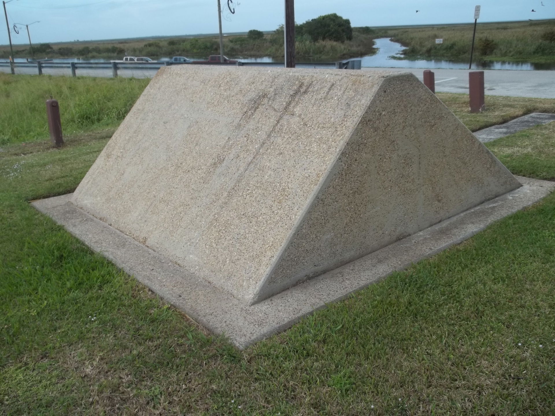 Clewiston, Florida: Herbert Hoover Dike: Memorial commemorated …