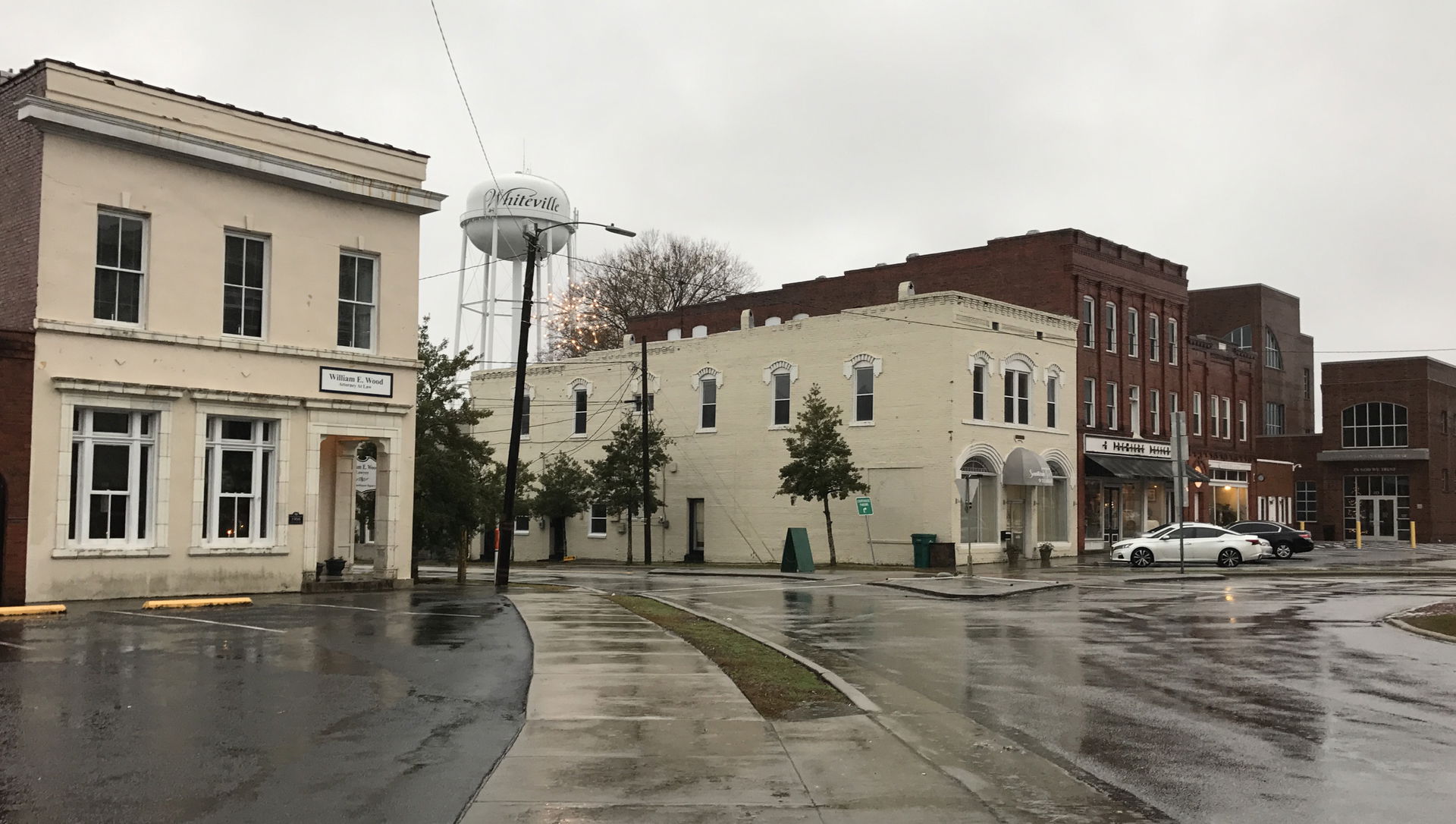 Buildings near courthouse in Whiteville