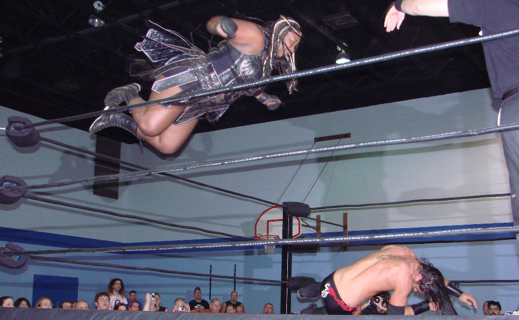 en:Amazing Kong performing a diving splash on en:Tyler Black at…