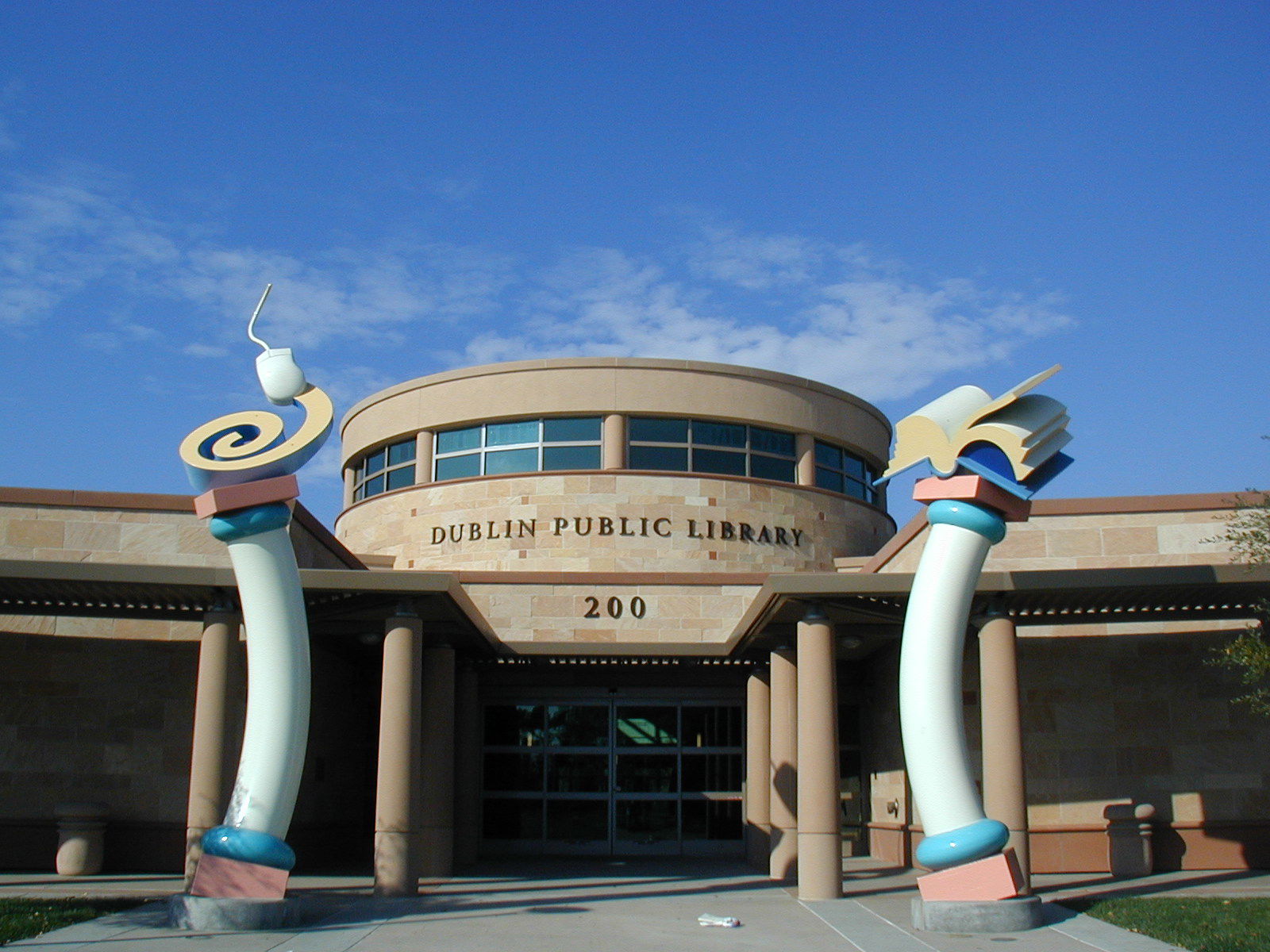 Photo by Rich Walker
This is a photo of the public library in e…