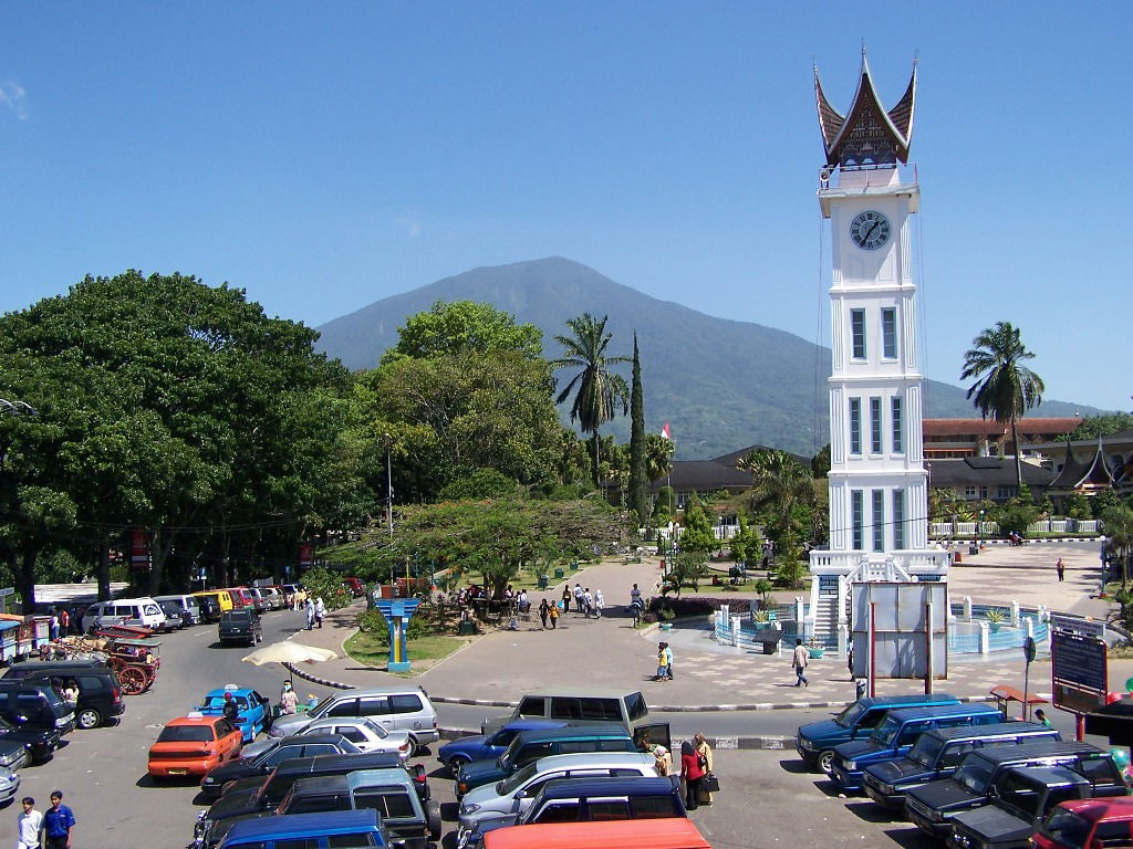A sunny day near Jam Gadang in Bukittinggi. Courtessy: Hanafi. …