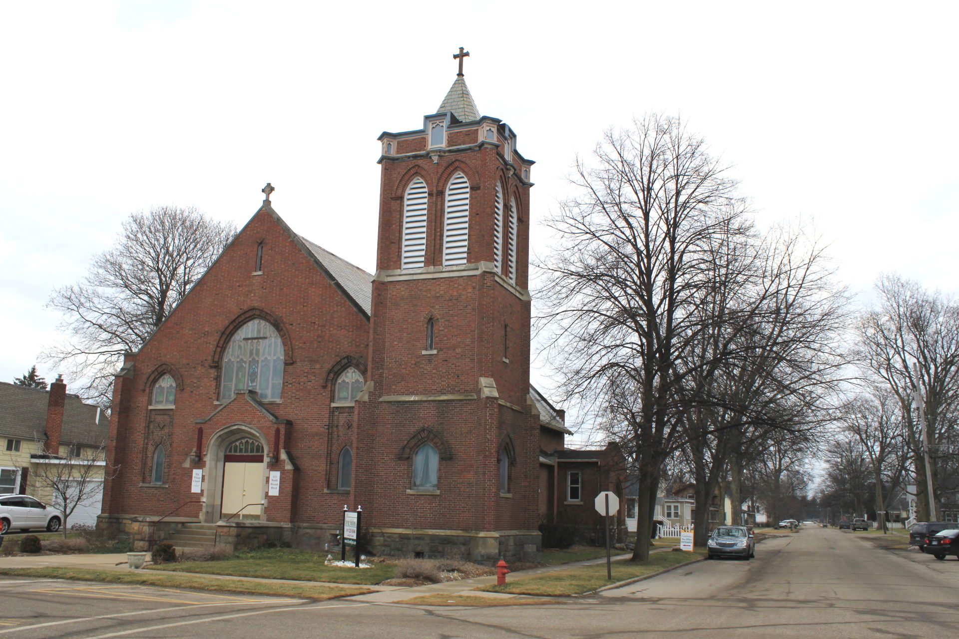 The Village Chapel, 123 South Second Street, Fowlerville, Michi…