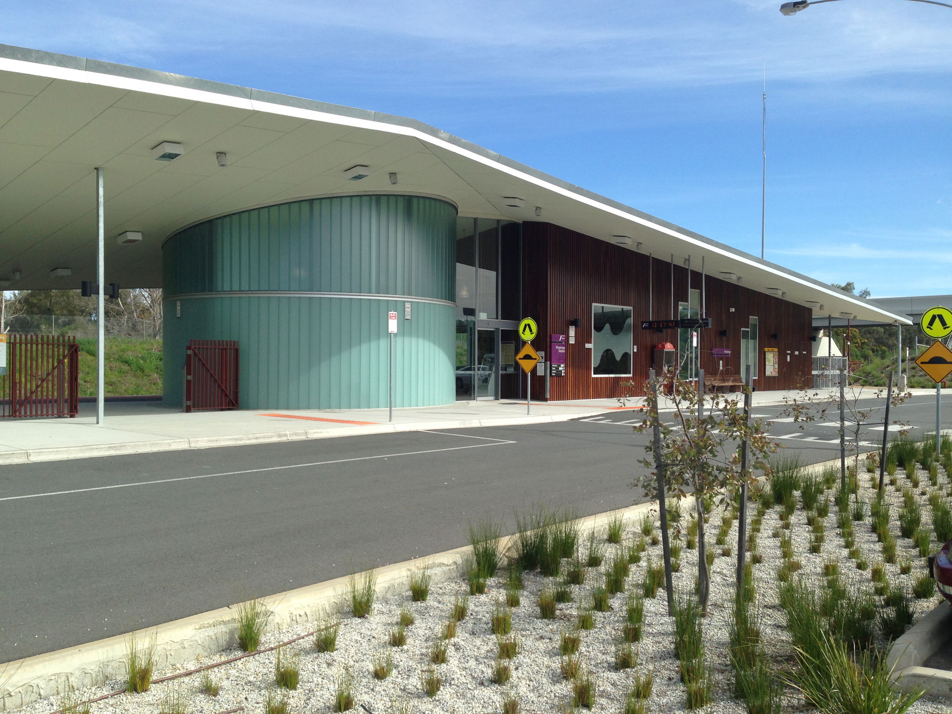 General view of the entrance